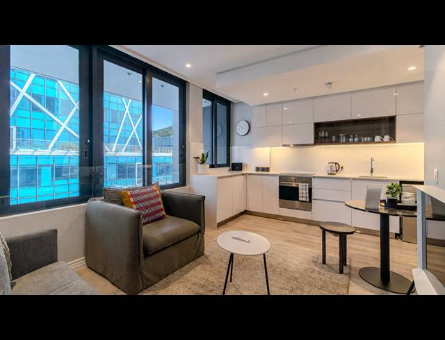1 BEDROOM APARTMENT FOR SALE IN CAPE TOWN CITY CENTRE